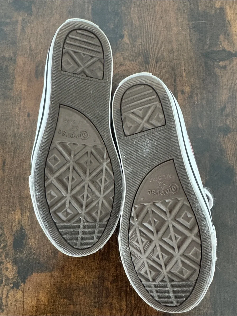 CONVERSE LITTLE KID CHUCK TAYLOR OX SNEAKERS